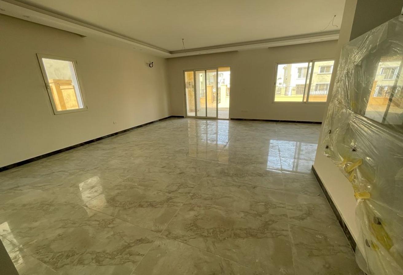 Villa For Rent In Mivida Emaar ,Fifth Settlement, 90th Street, South.
Building area: 331 meters
Land area: 450 square meters
Private entrance and parking space
first residence
It consists of 3 floors
The ground floor consists of:
- Large reception 3 pieces - kitchen
A small room with bathroom, suitable for a nanny
 Garden of about 150 square metres
The first floor consists of:
- 3 bedrooms, including a master suite
- 2 bathrooms - Open living room
- Terrace 
The last floor (roof) will consist of:
- room - bath
- Open roof space, front and rear
The required fee is 40000
excellent view
Very close to the club house