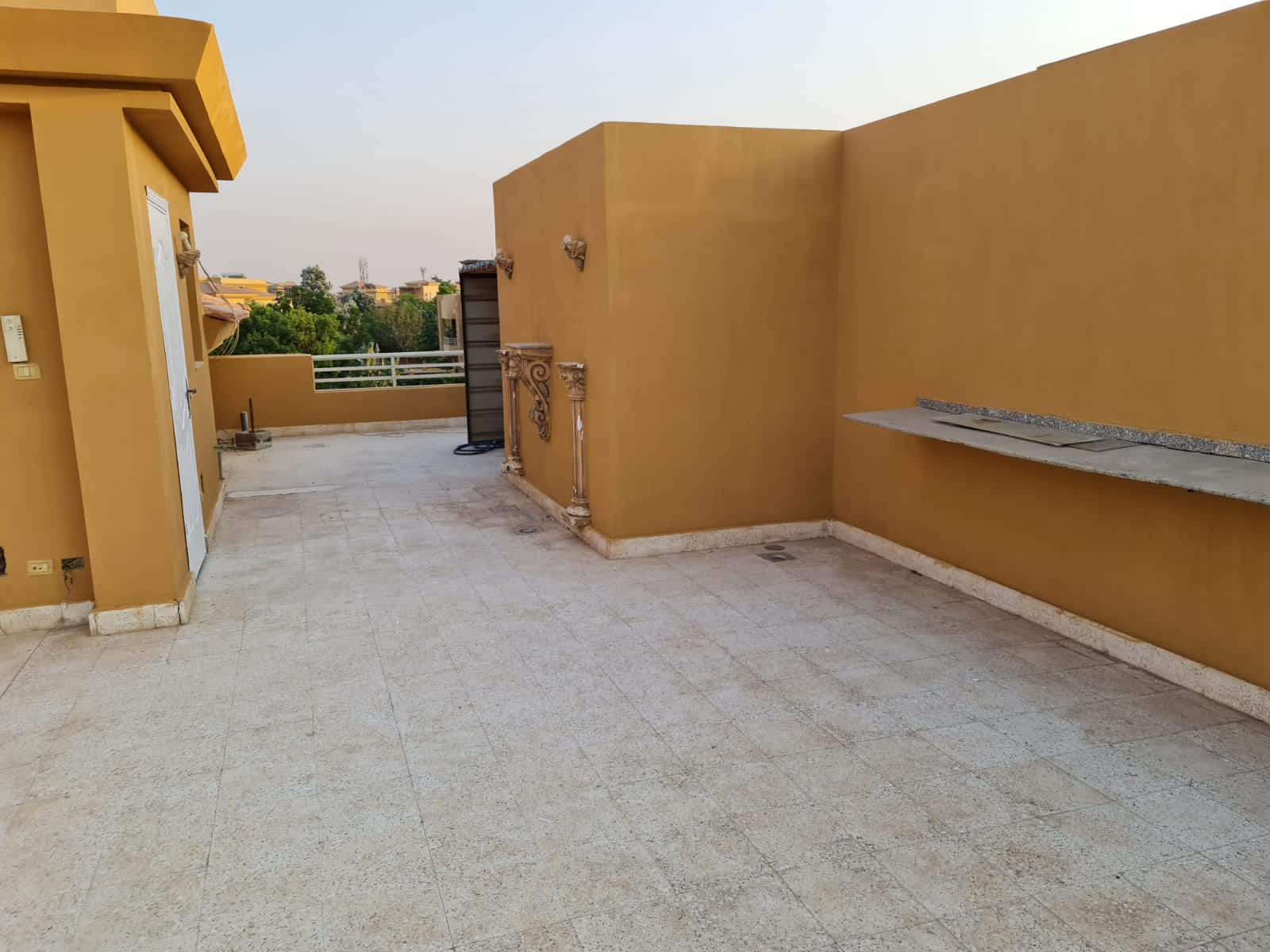 Townhouse 245m for sale in Jeera Zayed Prime Location

Land area: 245 meters - Building area: 250 meters
Permit to build a floor in the roof

Location: Jeera - Sheikh Zayed

Number of rooms: 3 rooms - 4 bathrooms - kitchen -3 reception
And a living room that should be a fourth room - Jacuzzi

Prime Location - Fully Finished Without Furniture - Garage

Price: 6.500.000
 Including a maintenance deposit club subscription

For more details, call: 01010742702

Jeera Compound on an area of ​​60 acres in Sheikh Zayed, Jeera welcomes you to your new home with a built-up area of ​​only 15% surrounded by lush greenery and cascading water bodies. With a wide range of living spaces, Jeera caters to every inhabitant, offering luxury villas, townhouses and twin houses. Moreover, Jeera offers those who are looking for indulgence and peace of mind; State-of-the-art spa, gymnasium, restaurants, swimming pools, kids area. Above all, Jeera respectfully embraces the rules of green architecture, natural, non-toxic and eco-friendly material
